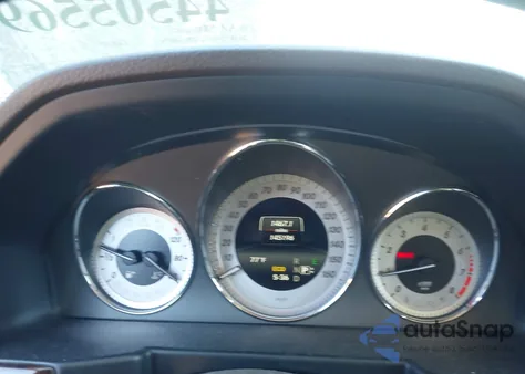 2014 Mercedes-Benz Glk 350 4Matic z USA, uszkodzony, nr VIN WDCGG8JB4EG264355